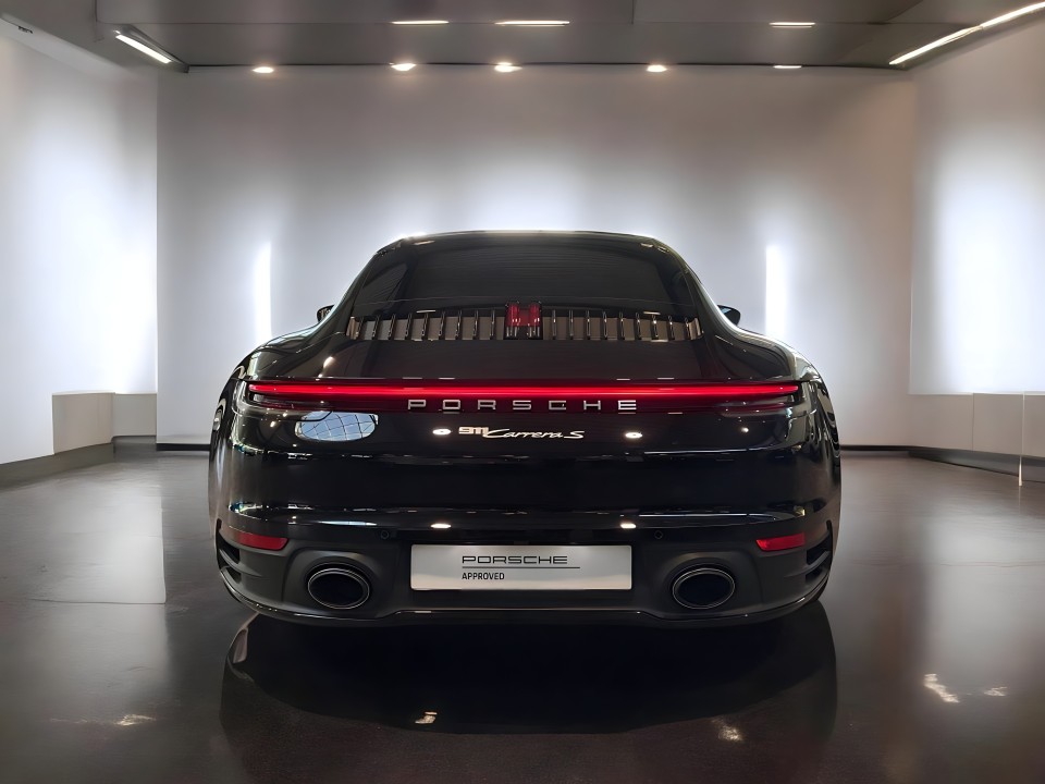 Porsche 911 Carrera S (4)