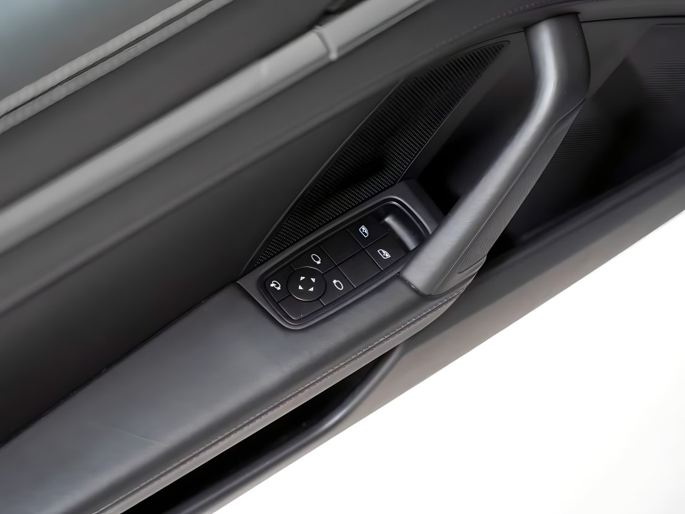 Porsche 911 Carrera - foto 24