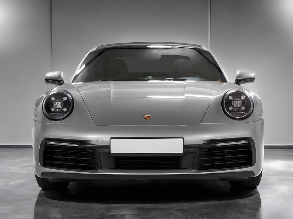 Porsche 911 Carrera (5)