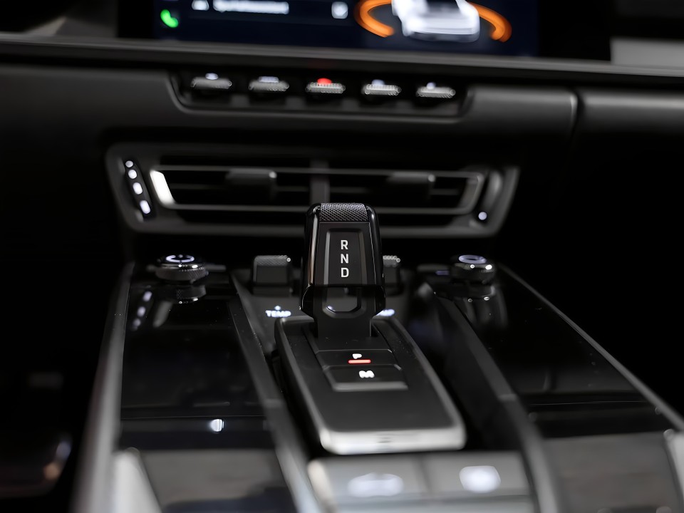 Porsche 911 Carrera - foto 18