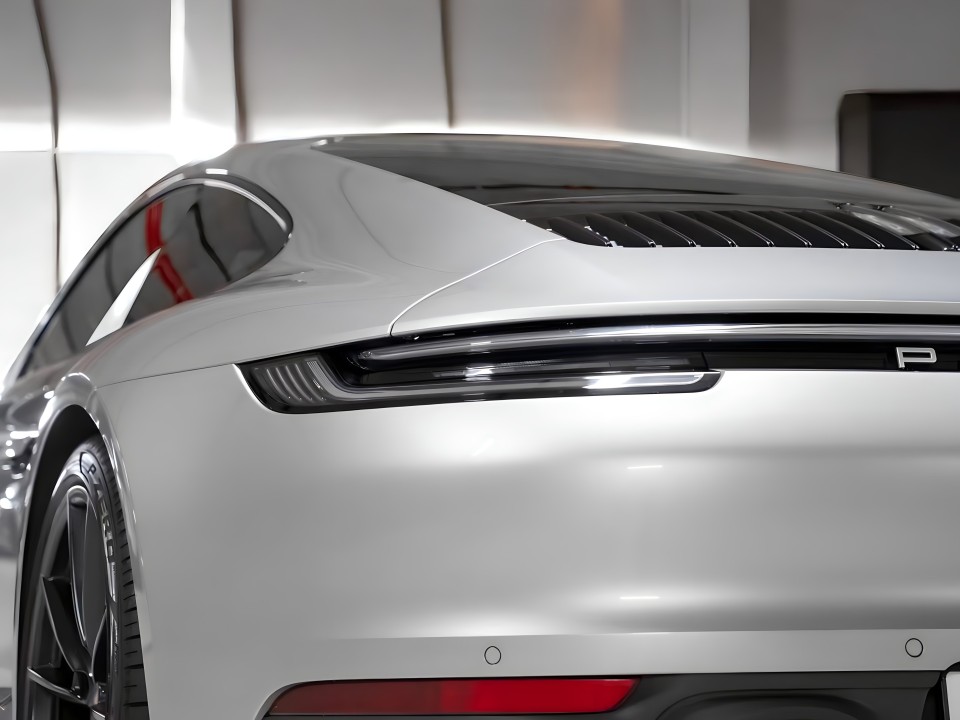 Porsche 911 Carrera - foto 33