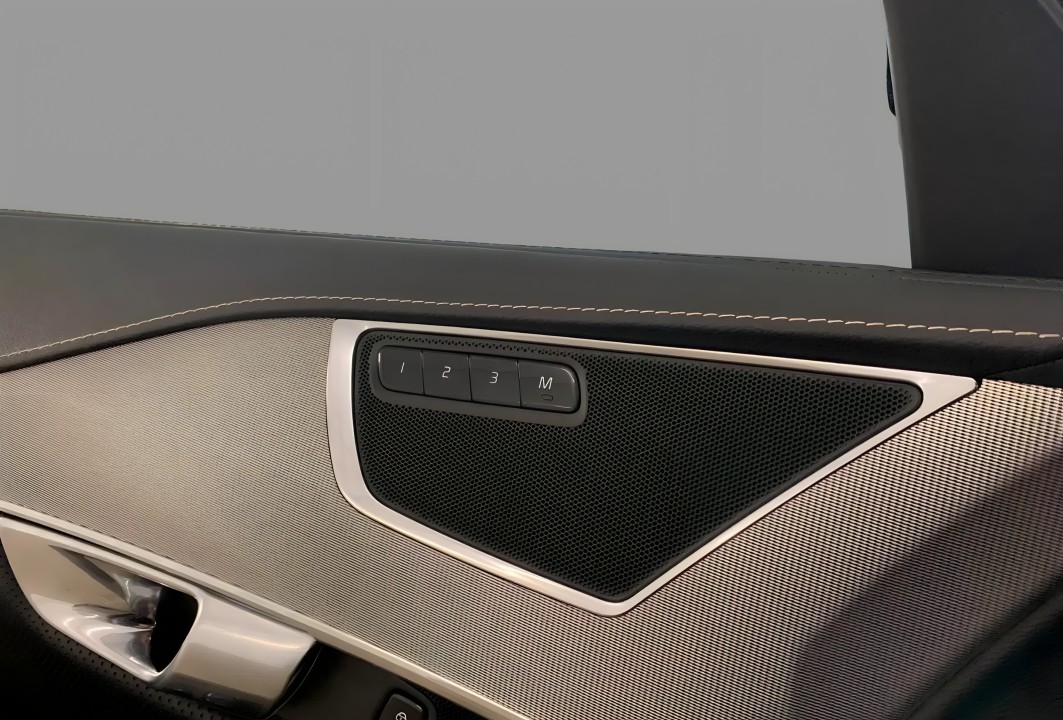 Volvo XC 90 R Design - foto 10