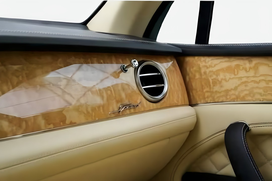 Bentley Bentayga - foto 7