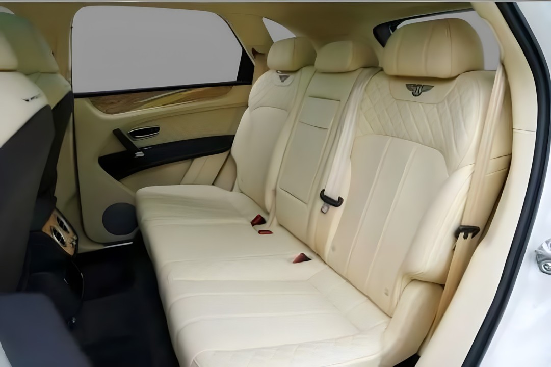 Bentley Bentayga - foto 6