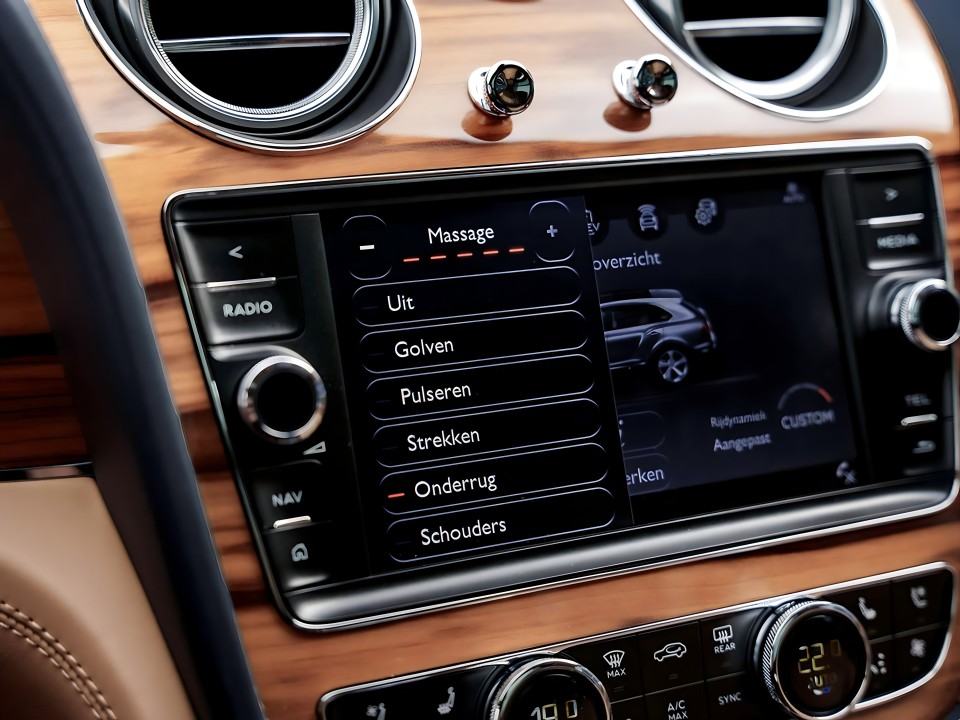 Bentley Bentayga Hybrid - foto 18