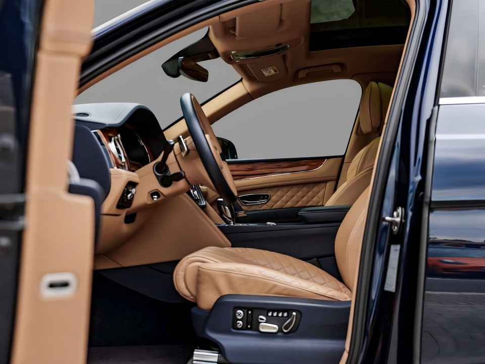 Bentley Bentayga Hybrid - foto 7