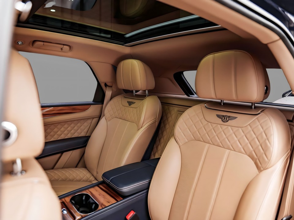 Bentley Bentayga Hybrid - foto 9