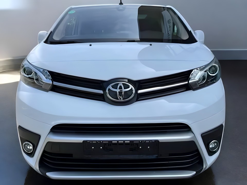 Toyota Proace Verso Electric 100KW L2H1 VIP (2)