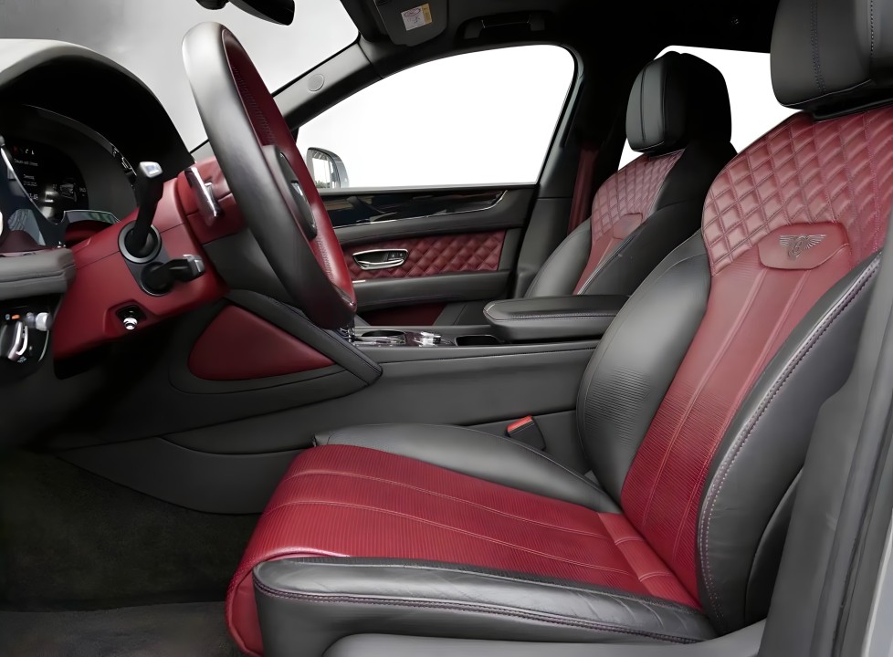 Bentley Bentayga V8 First Edition - foto 8