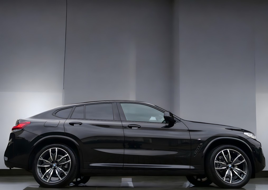 BMW X4 xDrive20i M-Sport - foto 6