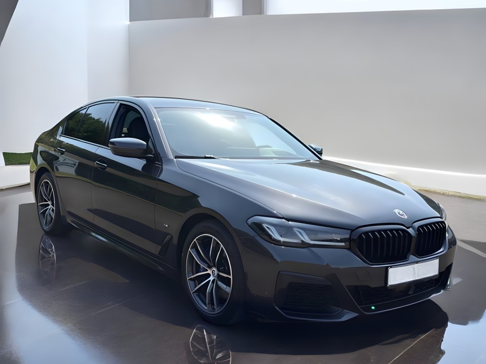 BMW Seria 5 520d xDrive M-Sport