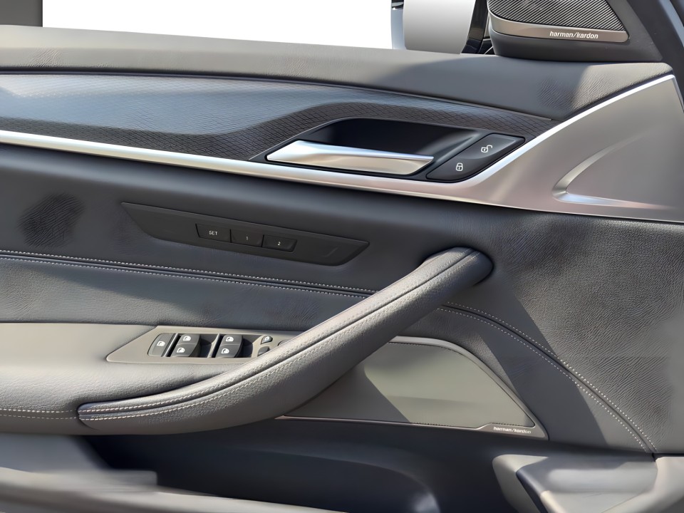 BMW Seria 5 520d xDrive M-Sport - foto 16