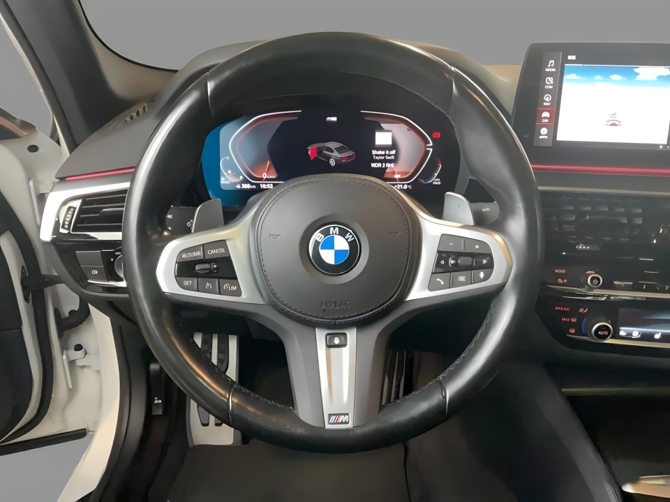 BMW Seria 5 520d xDrive M-Sport - foto 8