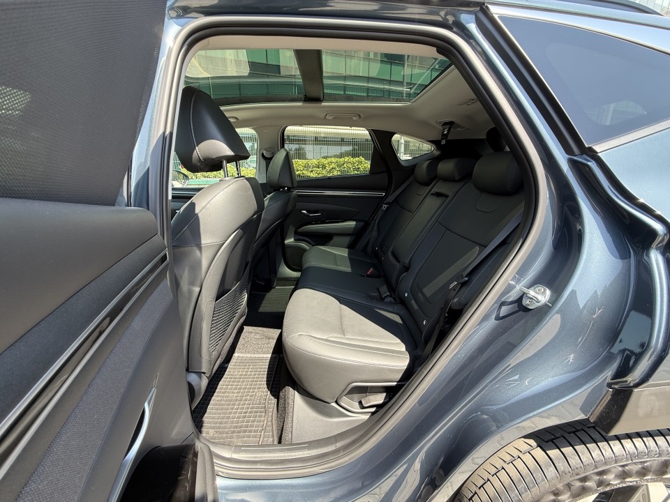 Hyundai Tucson 1.6 TURBO GDI 180 CP 4Х4 - 7DCT Luxury - foto 12