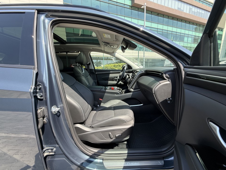 Hyundai Tucson 1.6 TURBO GDI 180 CP 4Х4 - 7DCT Luxury - foto 15