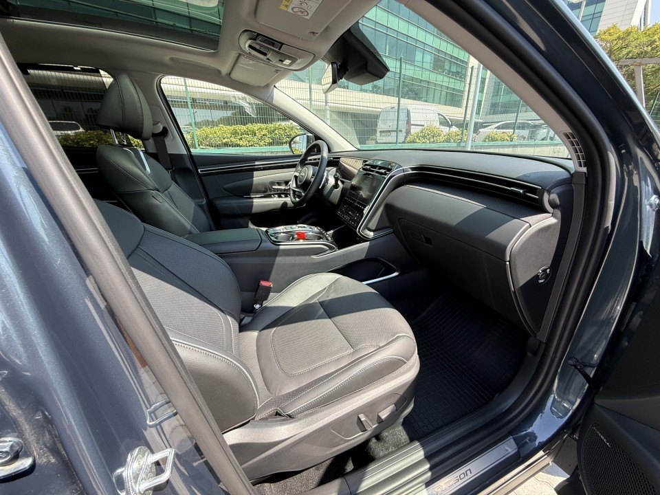 Hyundai Tucson 1.6 TURBO GDI 180 CP 4Х4 - 7DCT Luxury - foto 17