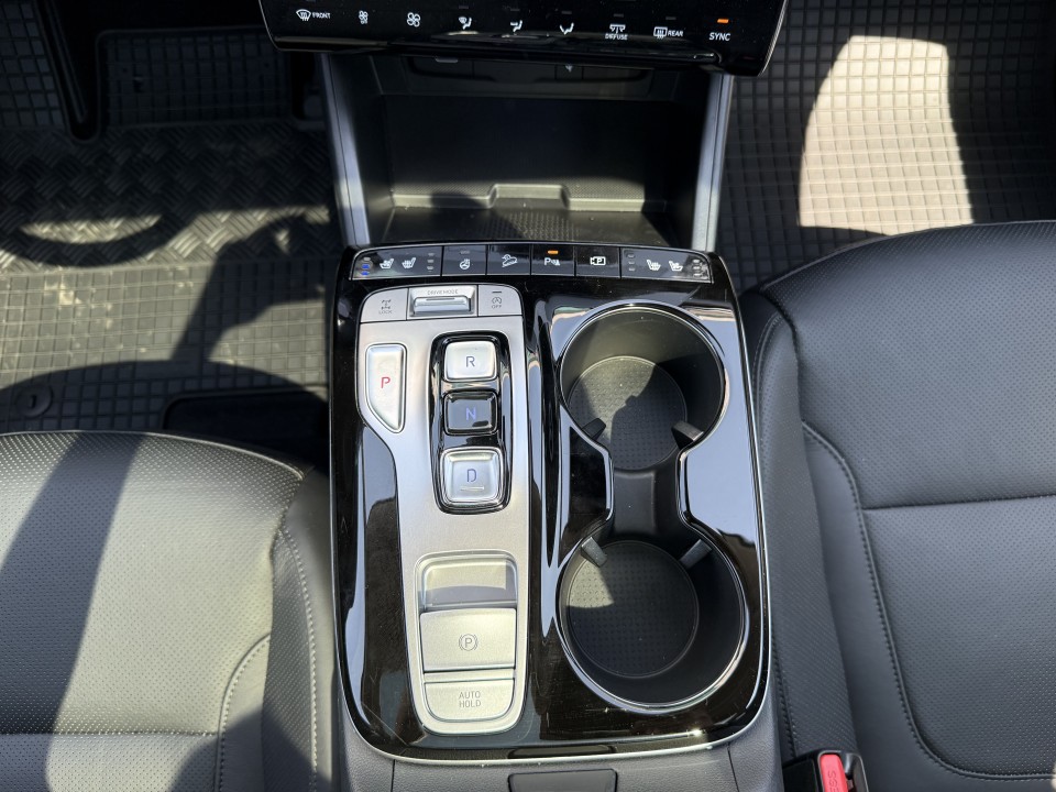 Hyundai Tucson 1.6 TURBO GDI 180 CP 4Х4 - 7DCT Luxury - foto 25