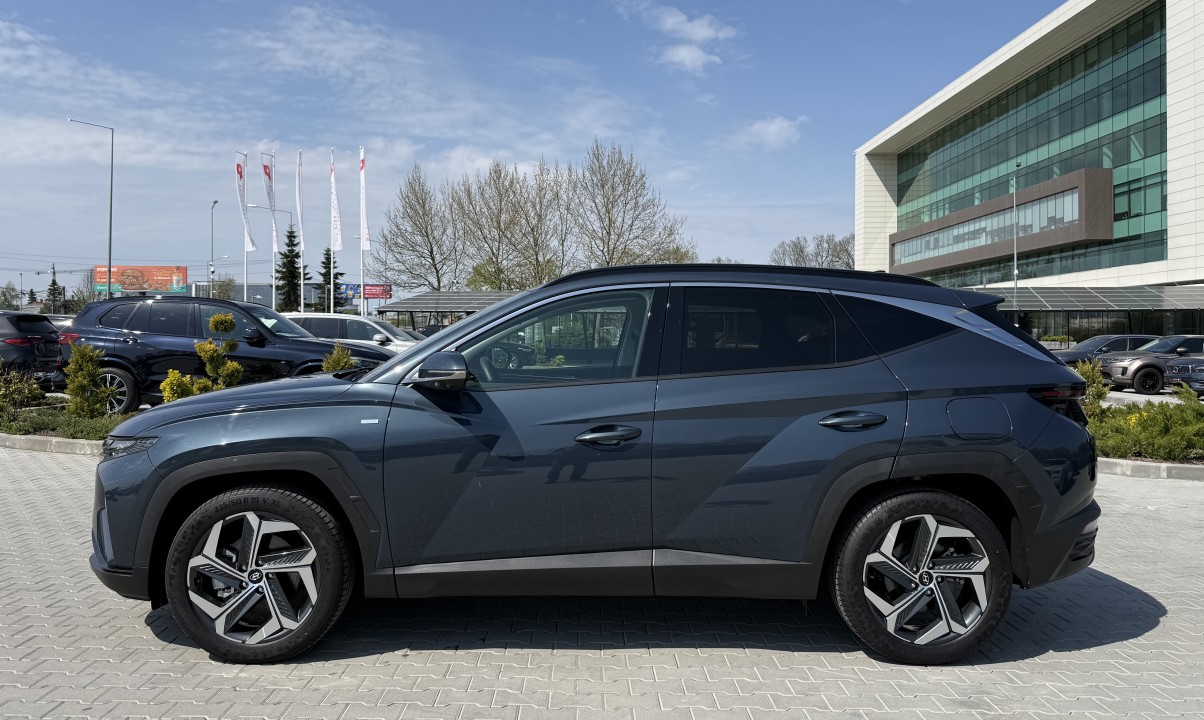 Hyundai Tucson 1.6 TURBO GDI 180 CP 4Х4 - 7DCT Luxury (4)