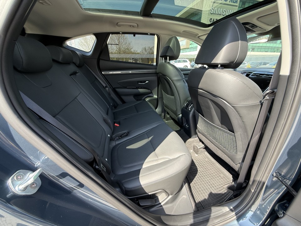 Hyundai Tucson 1.6 TURBO GDI 180 CP 4Х4 - 7DCT Luxury - foto 20