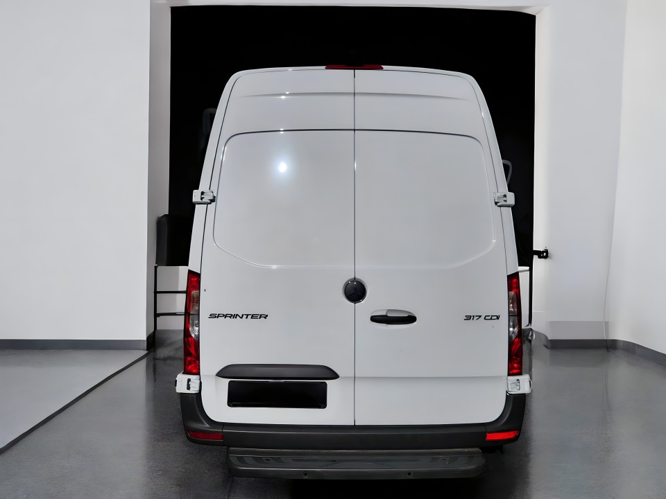Mercedes-Benz Sprinter (4)