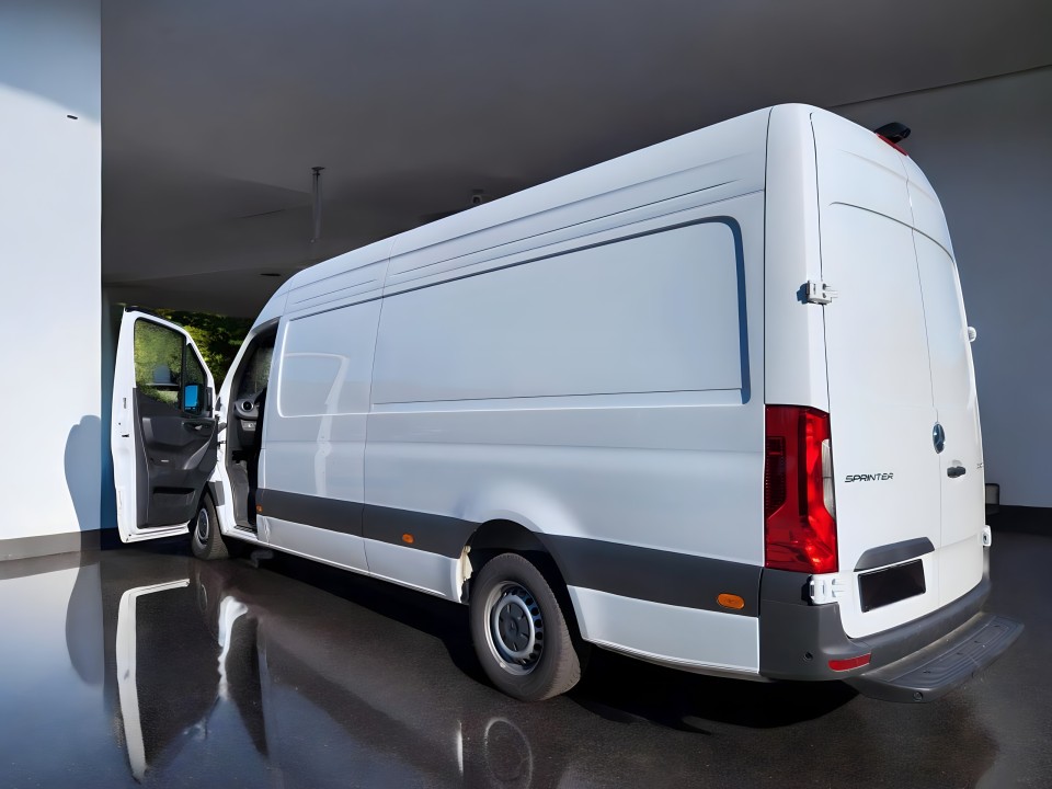 Mercedes-Benz Sprinter (5)