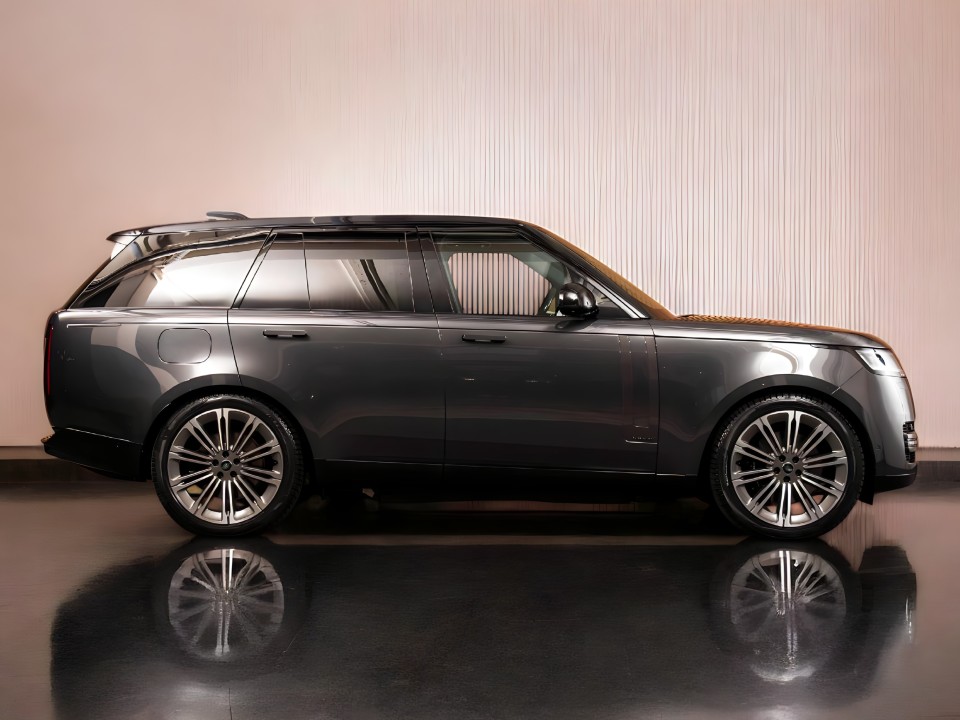 Land Rover Range Rover P550e Autobiography (2)