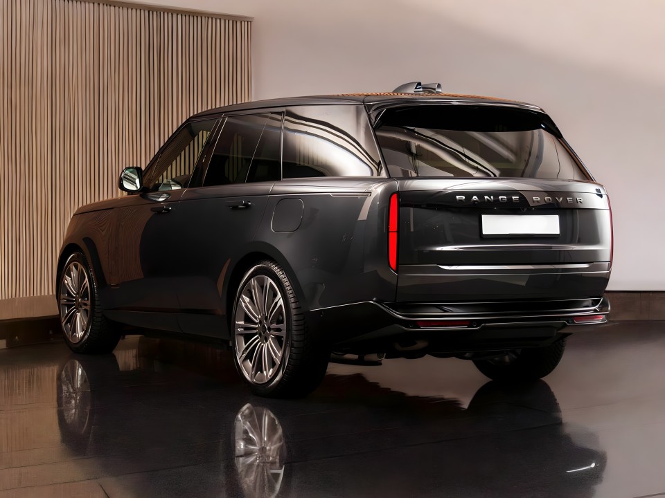 Land Rover Range Rover P550e Autobiography (5)