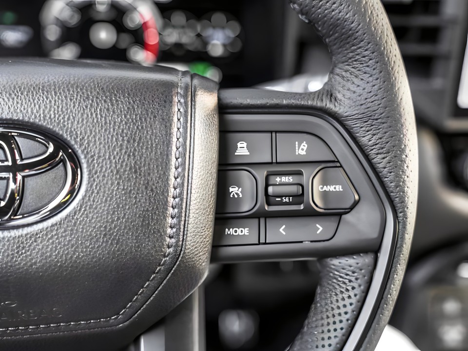 Toyota Sequoia TRD PRO - foto 16