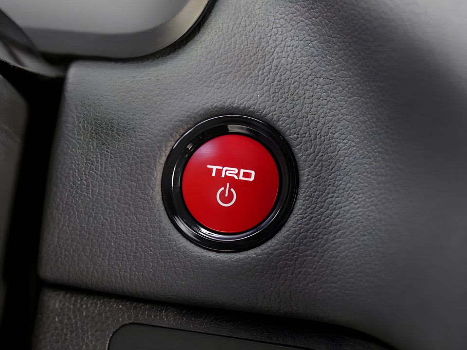 Toyota Sequoia TRD PRO - foto 17