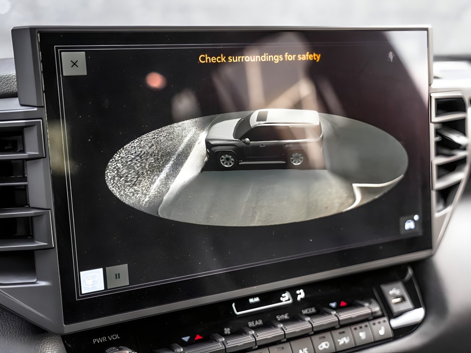 Toyota Sequoia TRD PRO - foto 20