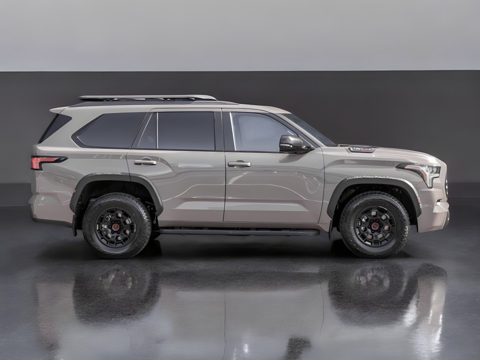 Toyota Sequoia TRD PRO (2)