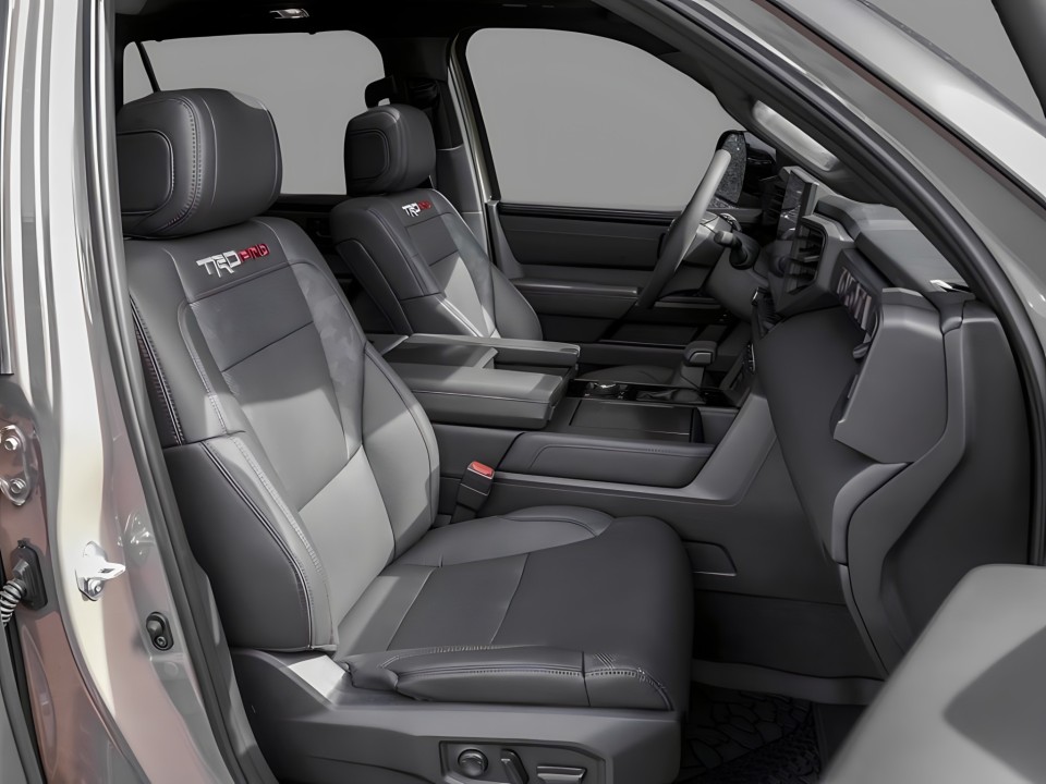 Toyota Sequoia TRD PRO - foto 12