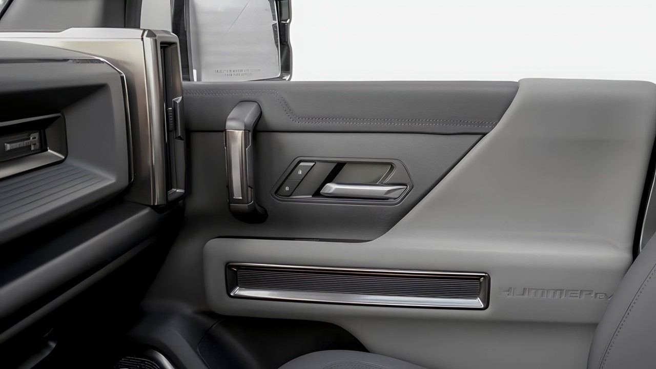 GMC Hummer EV - foto 31
