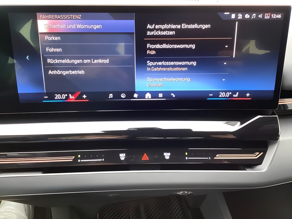 BMW Seria 5 520d xDrive - foto 13