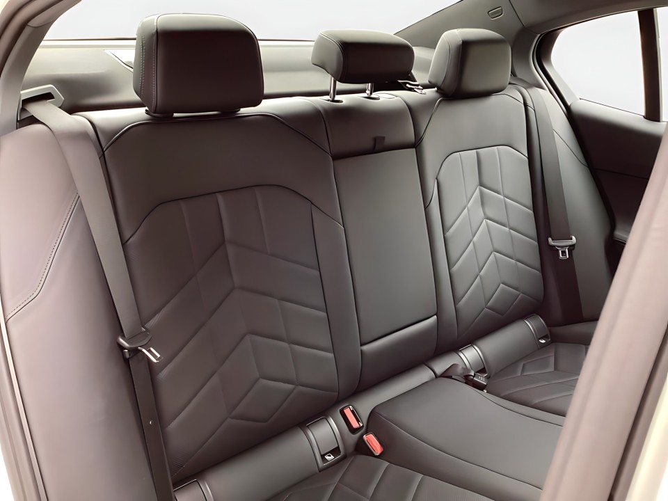 BMW Seria 5 520d xDrive - foto 11