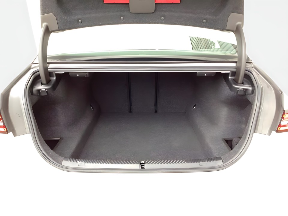 BMW Seria 5 520d xDrive - foto 21