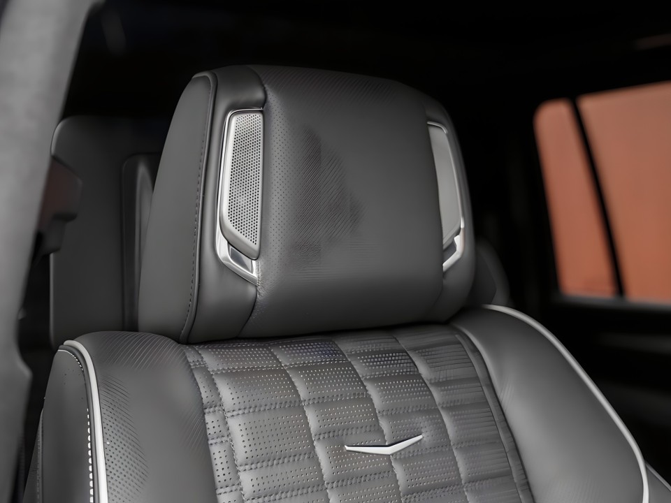 Cadillac Escalade ESV - foto 28