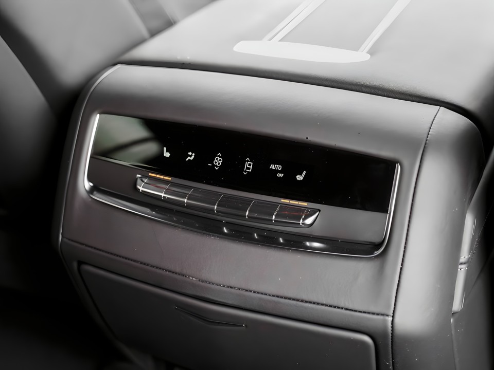 Cadillac Escalade ESV - foto 30