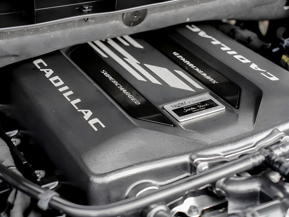 Cadillac Escalade ESV - foto 37