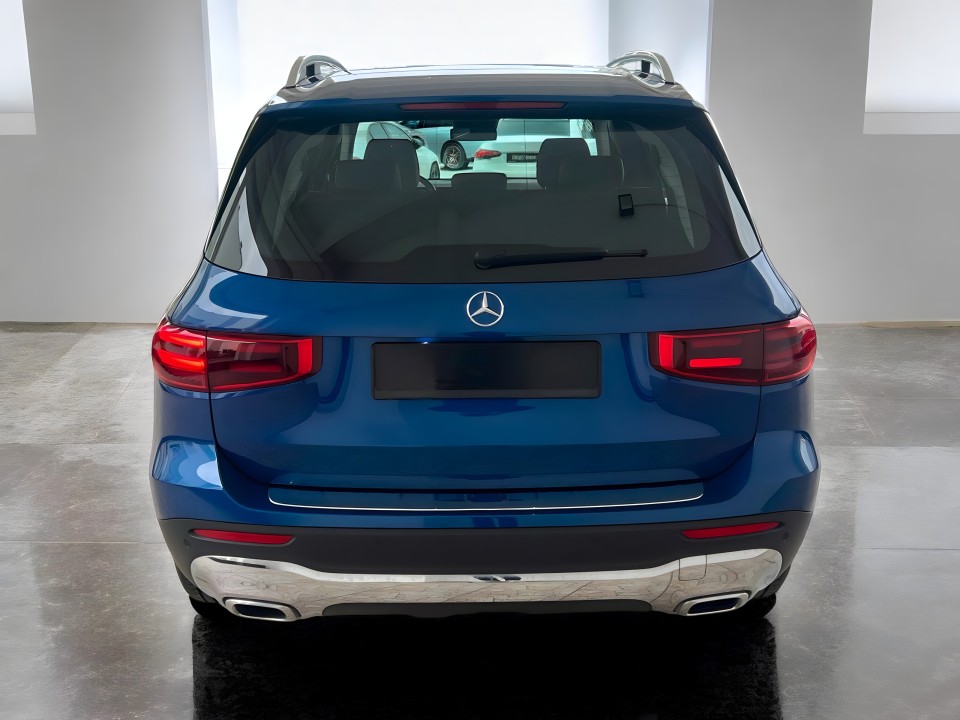 Mercedes-Benz GLB 250 4MATIC (4)