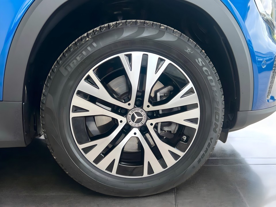 Mercedes-Benz GLB 250 4MATIC - foto 29