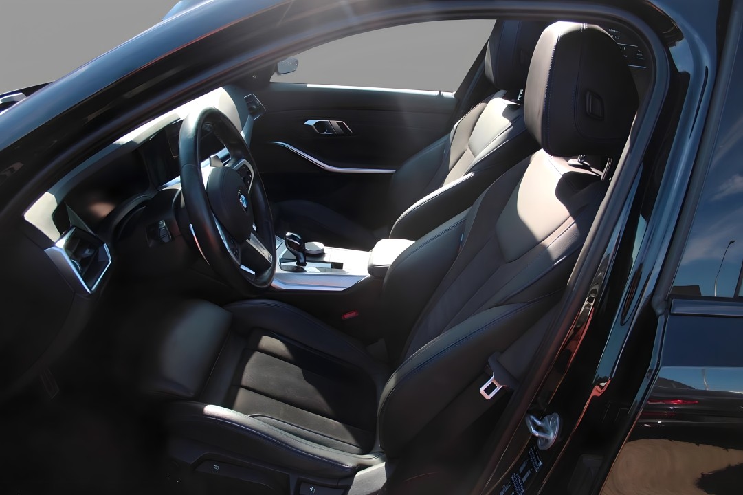 BMW Seria 3 330i xDrive - foto 7