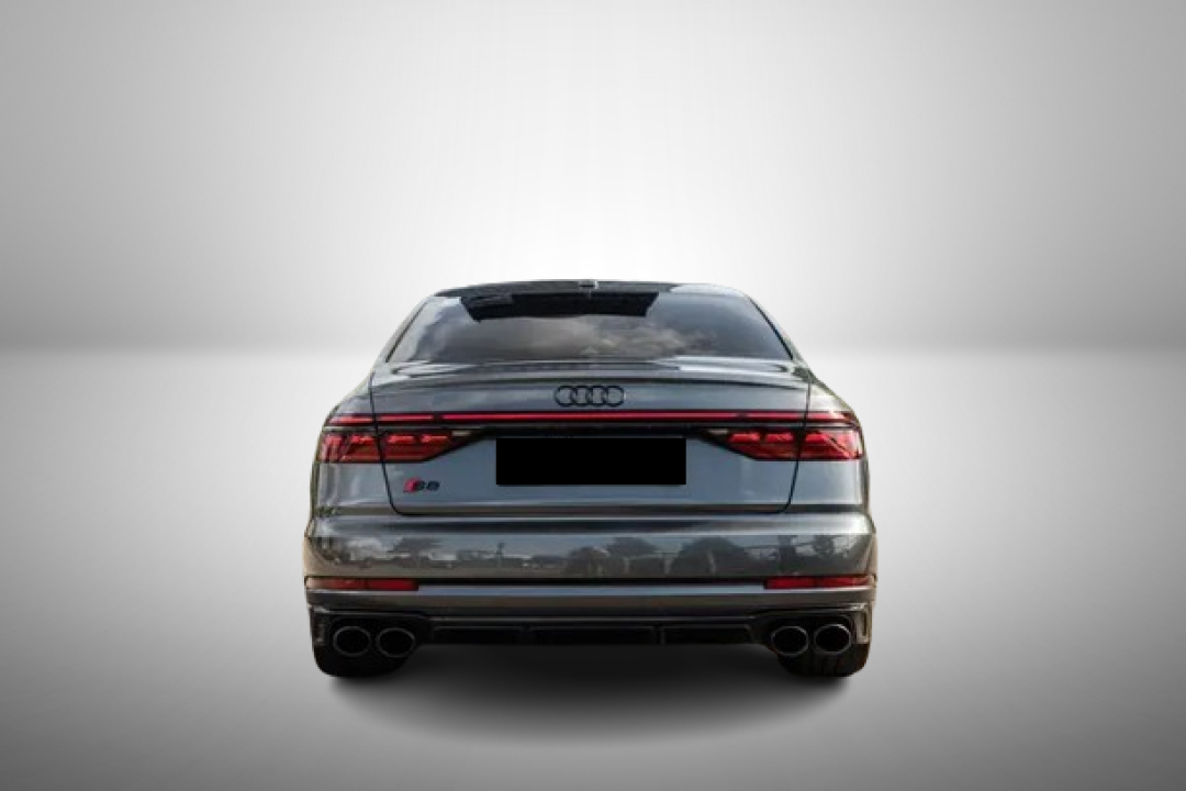 Audi S8 4.0 TFSI (4)