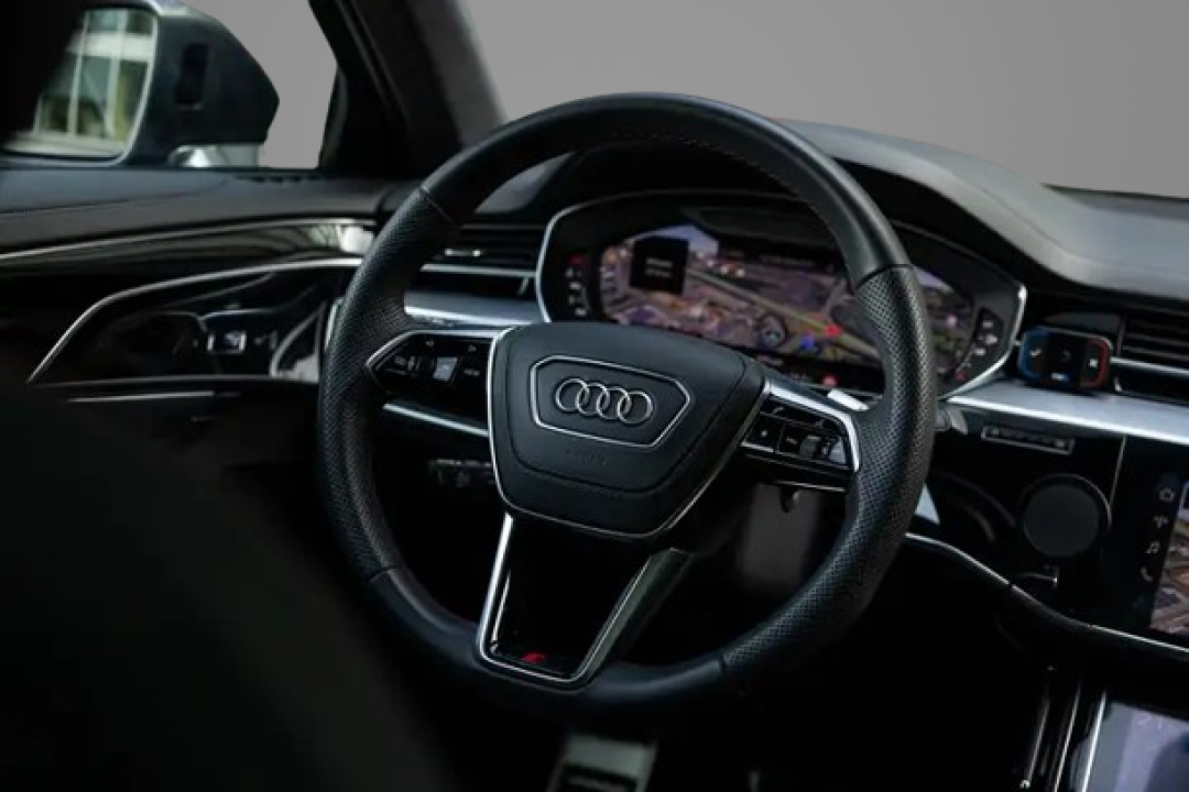 Audi S8 4.0 TFSI - foto 6