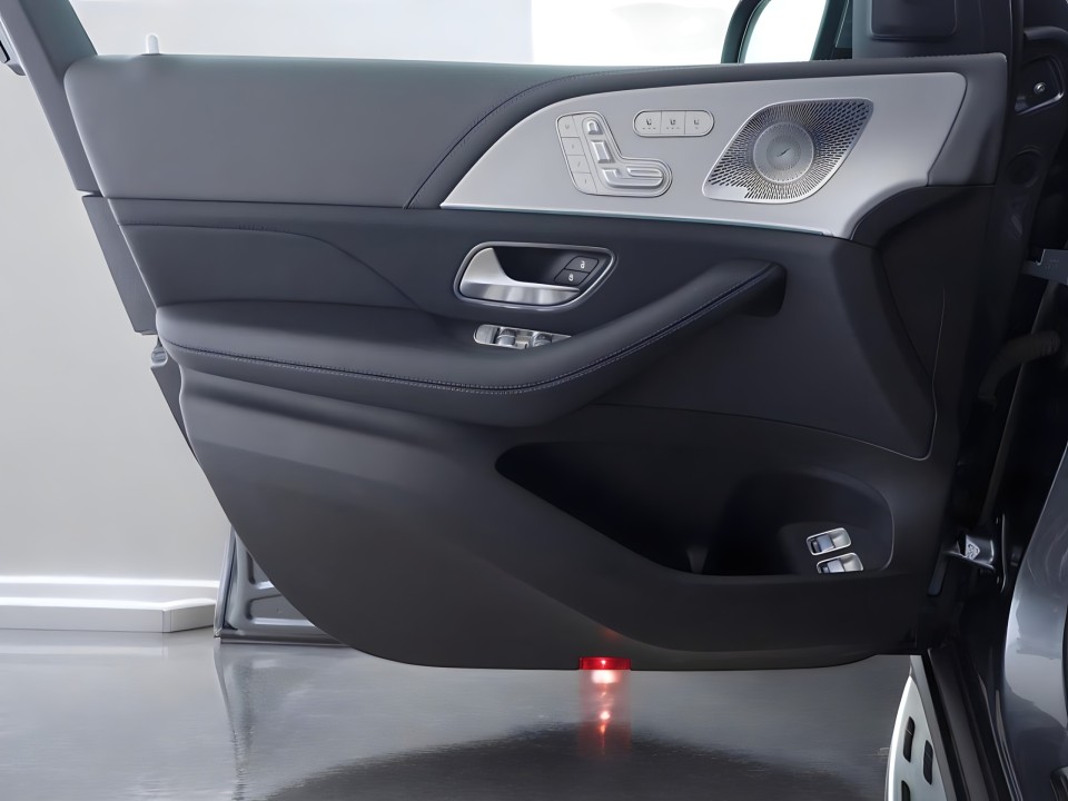 Mercedes-Benz GLS 400d 4MATIC - foto 13