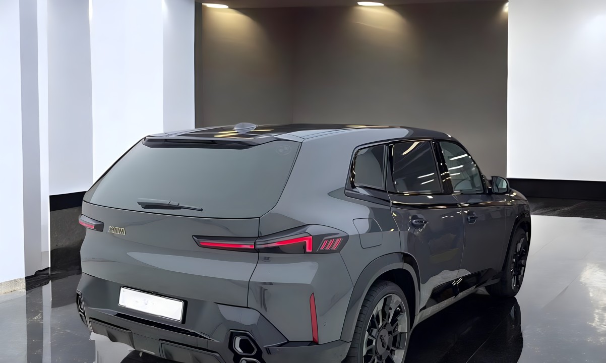 BMW XM (3)