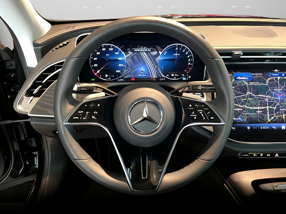 Mercedes-Benz E 300e 4MATIC AMG - foto 10