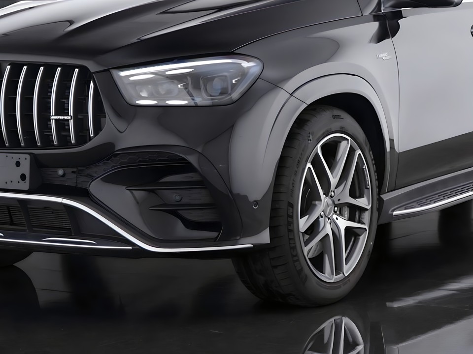 Mercedes-Benz GLE AMG 53 4MATIC+ - foto 8