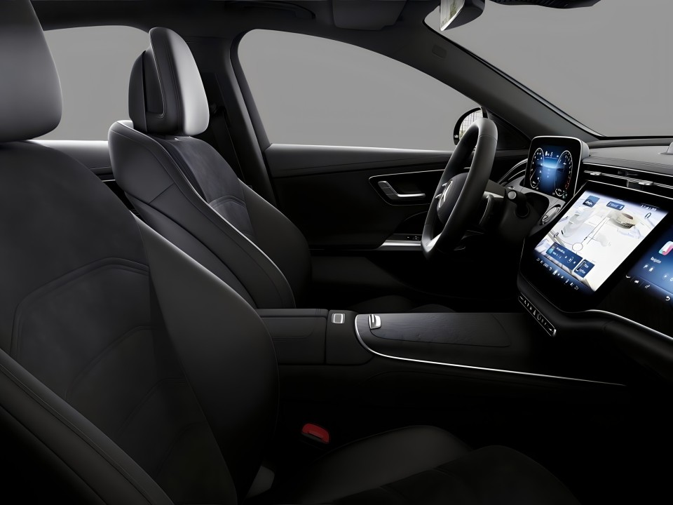 Mercedes-Benz E 300e 4MATIC - foto 9