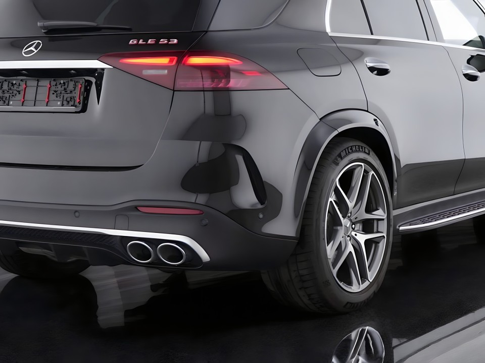 Mercedes-Benz GLE 53 AMG 4MATIC - foto 14